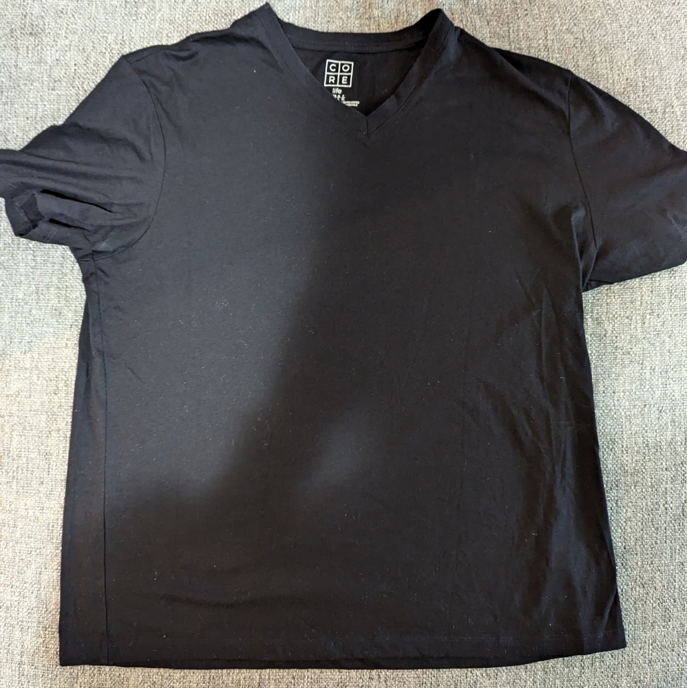 💙2/$10 Black Men's T-shirt